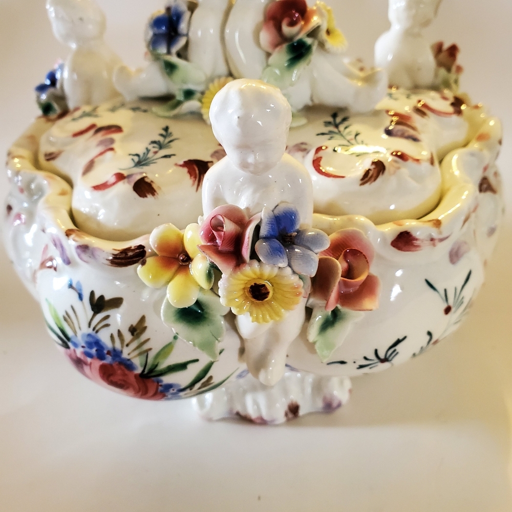 Vintage Capodimante Italian Porcelain Reticulated Trinket Box Candy Dish - Picture 3 of 11